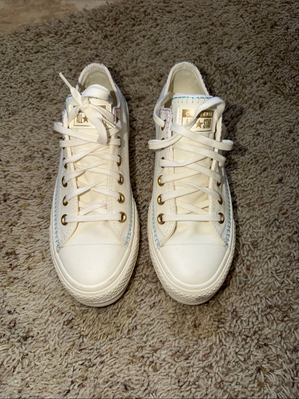 Converse Chuck Taylor All Star Low Top Sneakers - Cream/White